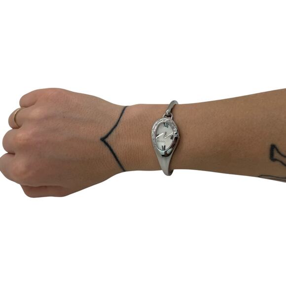 Gucci Horsebit Diamond Star Bangle Watch main image 7